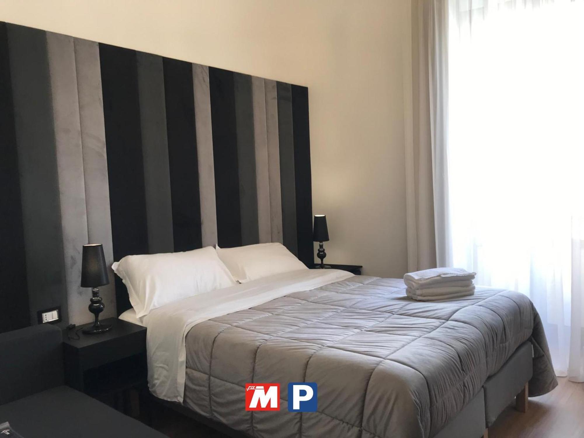 Motta Palace Apartments & Rooms Мотта-Сант'Анастазія Екстер'єр фото